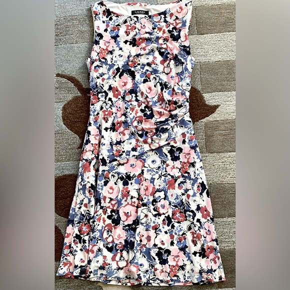 Lauren Ralph Lauren Floral
Sleeveless Jersey Dress - Picture 3 of 9